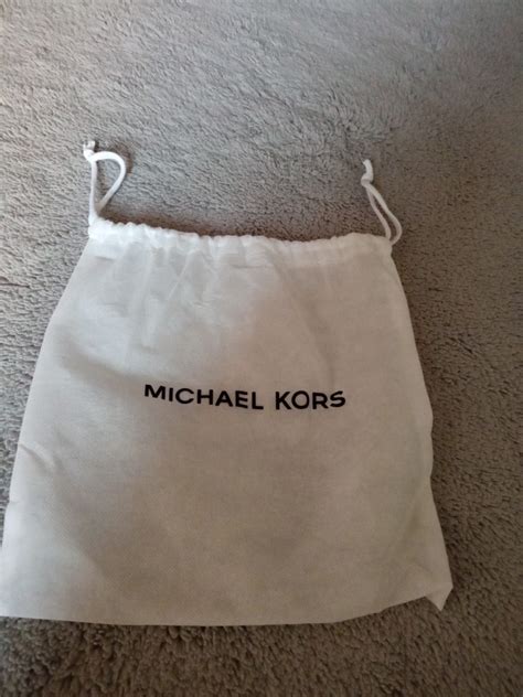 michael kors kette reinigen|michael kors dust bag.